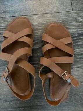 Tom’s Sandals